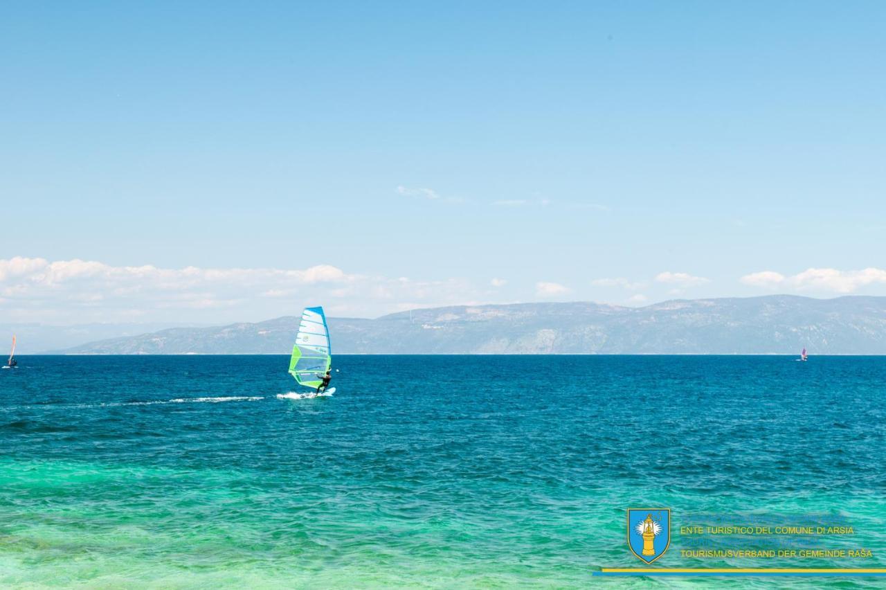 Yourcroatiaholiday - Villa With 6 Rooms Drenje  Exterior foto